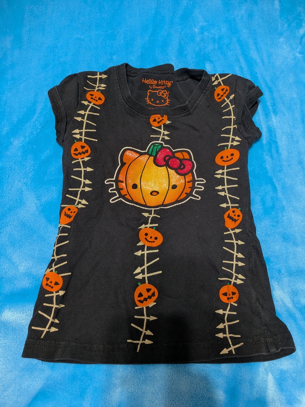 🎃🖤 Hello Kitty Pumpkin Tee! 🖤🎃